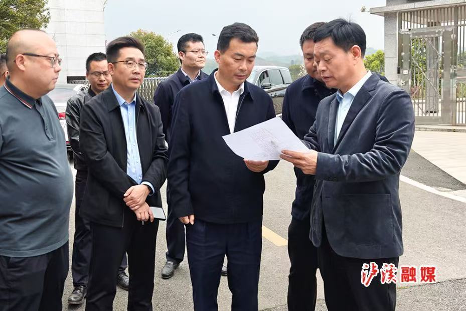 符家波调研工业项目建设及工业企业运行工作